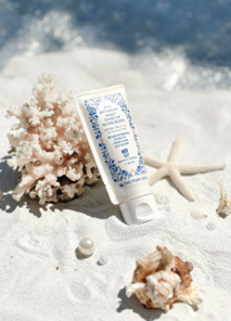 濟州島有機天然荷花提亮防曬霜SPF50 + PA ++++  - HK$250
適合所有膚質 / 50ml

